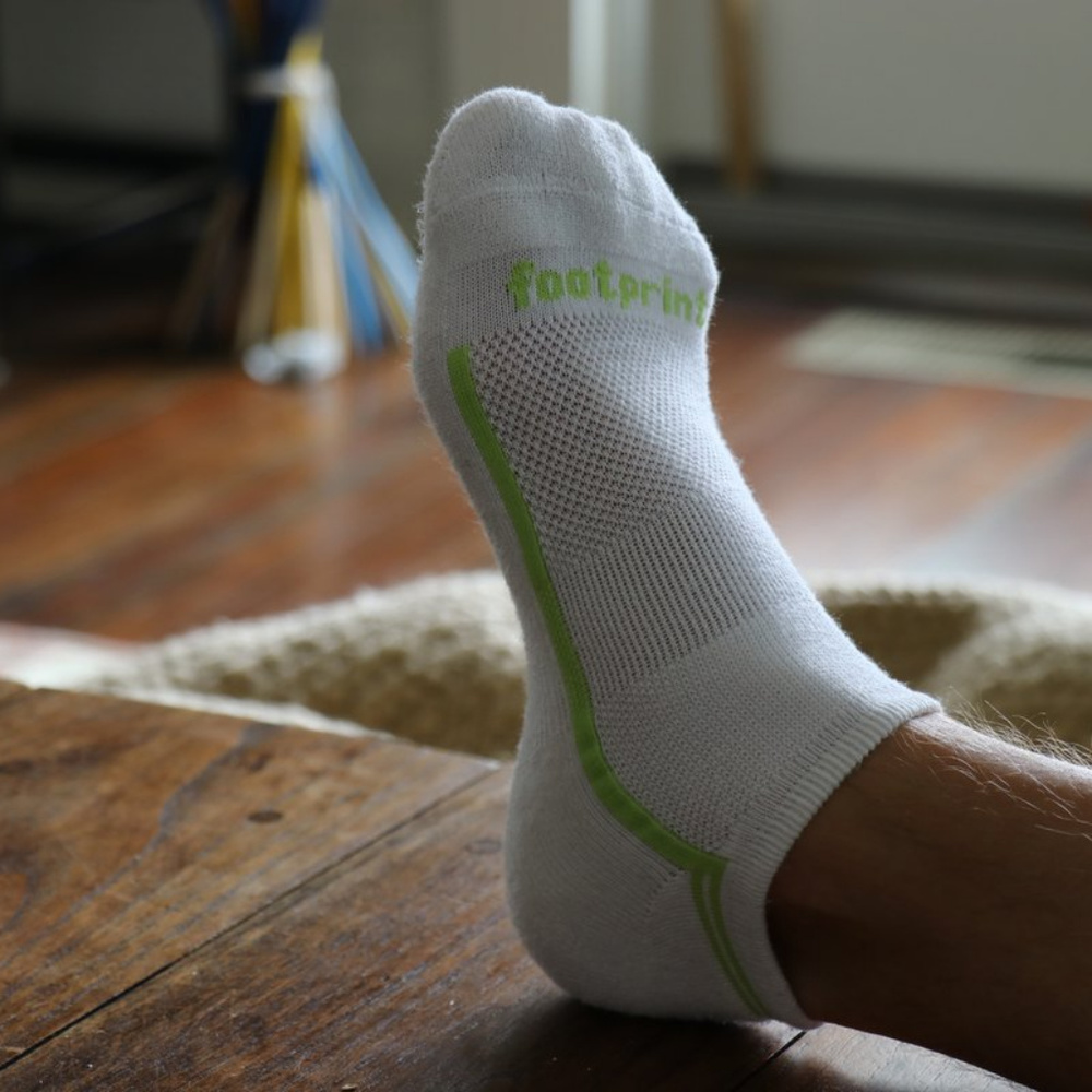 Bamboo No Show Performance Socks for Men and Women
